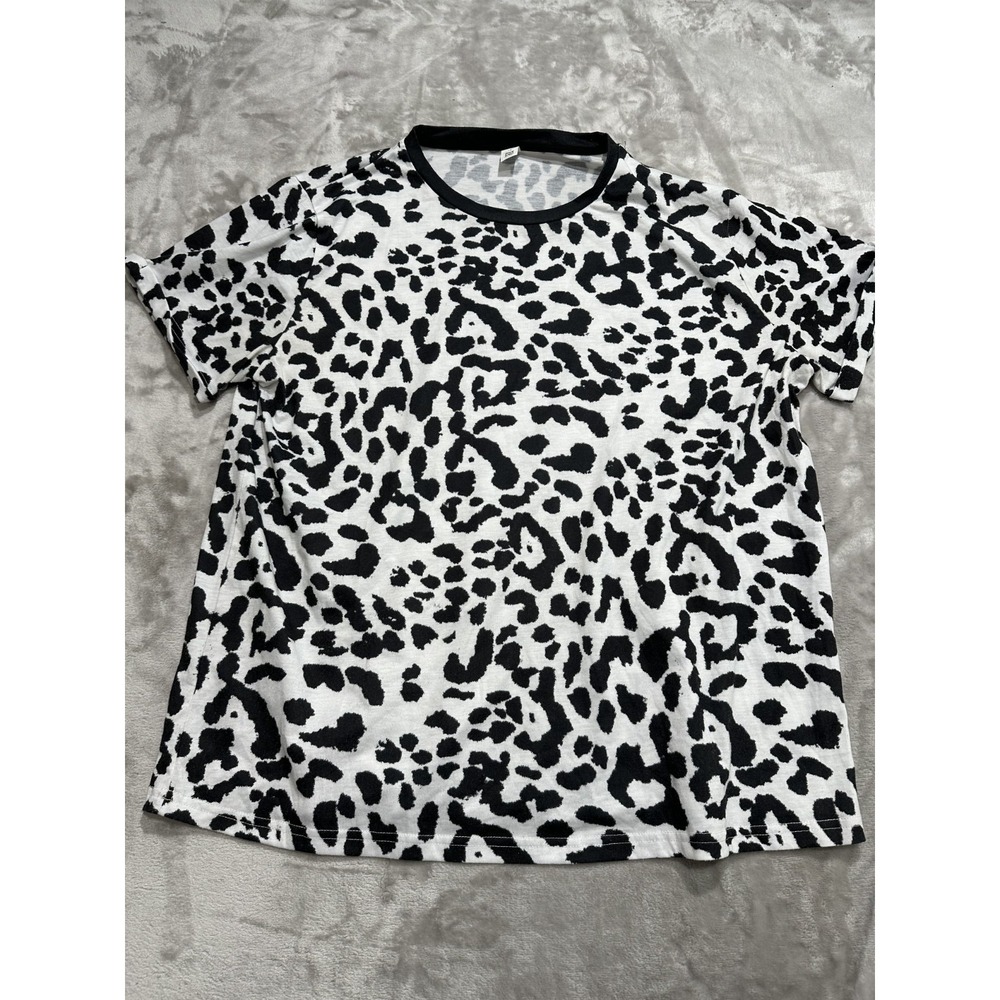 Pixie‎ Lady Top Blouse Women's Size 1X Black and White Leopard Short Sleeve EUC
